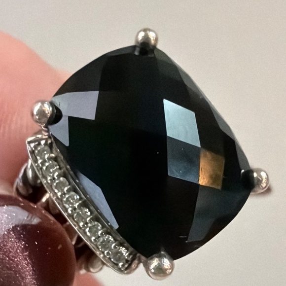 David Yurman Large Wheaton Ring - Picture 2 of 3